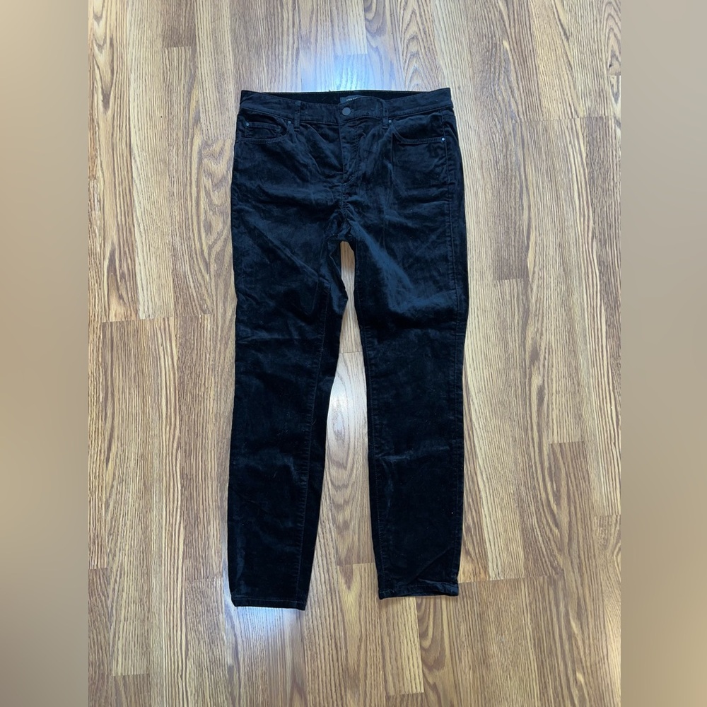 Super Cute Ann Taylor The Skinny Black Velvet Pants! - Picture 2 of 5